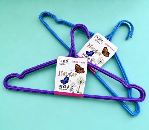 Tiantangniao 5-Pack Hookless Anti-Slip Hangers – 44cm, Fashionable Design, Non-Slip Surface, Space-Saving, Ideal for T-Shirts, Shirts, Scarves and Lightweight Garments