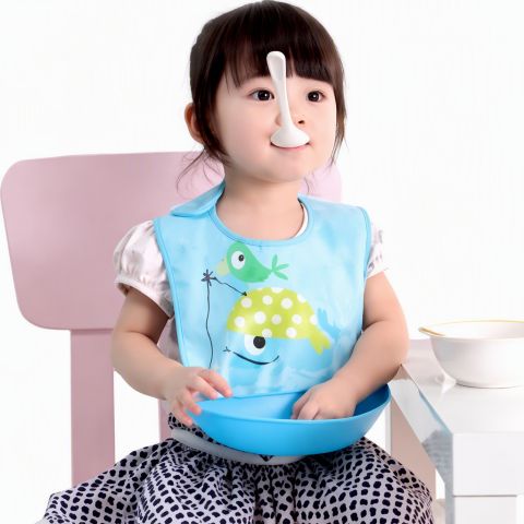 Adjustable Waterproof Silicone Baby Bib with Food Catcher Pocket for Easy Feeding
