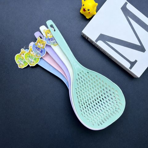 Large Perforated Kitchen Strainer with Long Handle